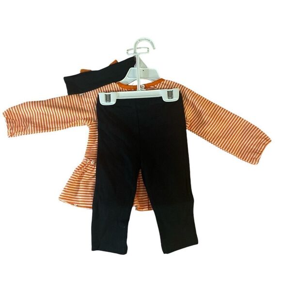 Little Pumpkin Two Piece Set with headband - Picture 3 of 5